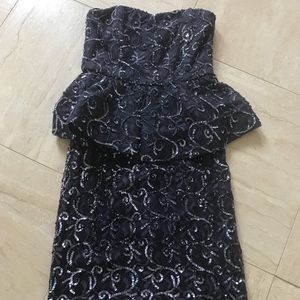 Alice and olivia size 4 sequenced peplum gown